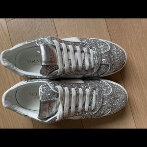 Valentino Garavani glitter fly crew sneaker sz 38
